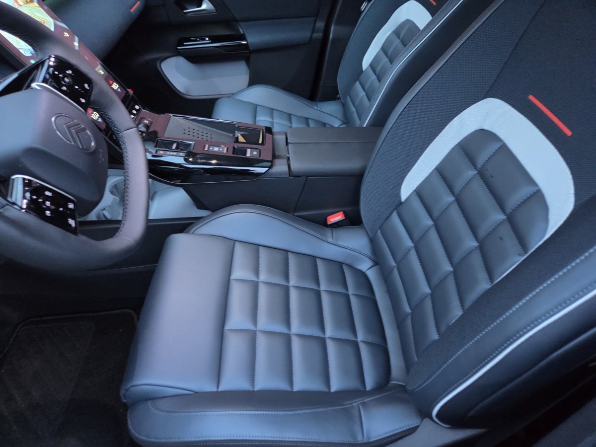 Citroën C5 Aircross (2) Hybride 145ch auto MAX