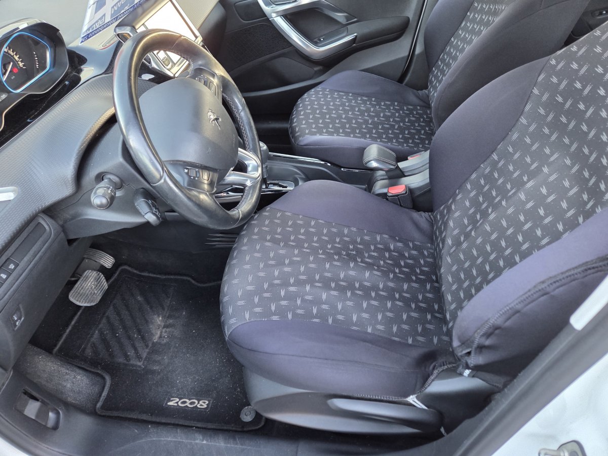 Peugeot 2008 1.2 Puretech 110 S&S EAT6 Allure